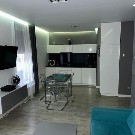Apartament Shadow Grey Kołobrzeg Esterno foto