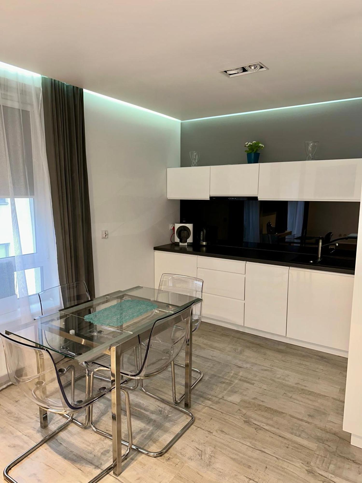 Apartament Shadow Grey Kołobrzeg Esterno foto
